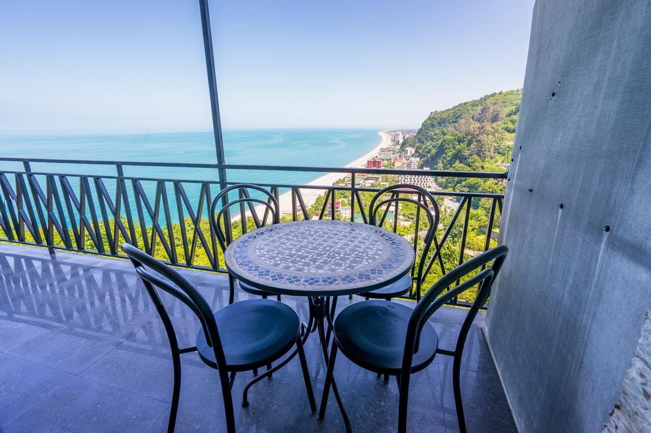 באטומי Aniva The Hotel מראה חיצוני תמונה