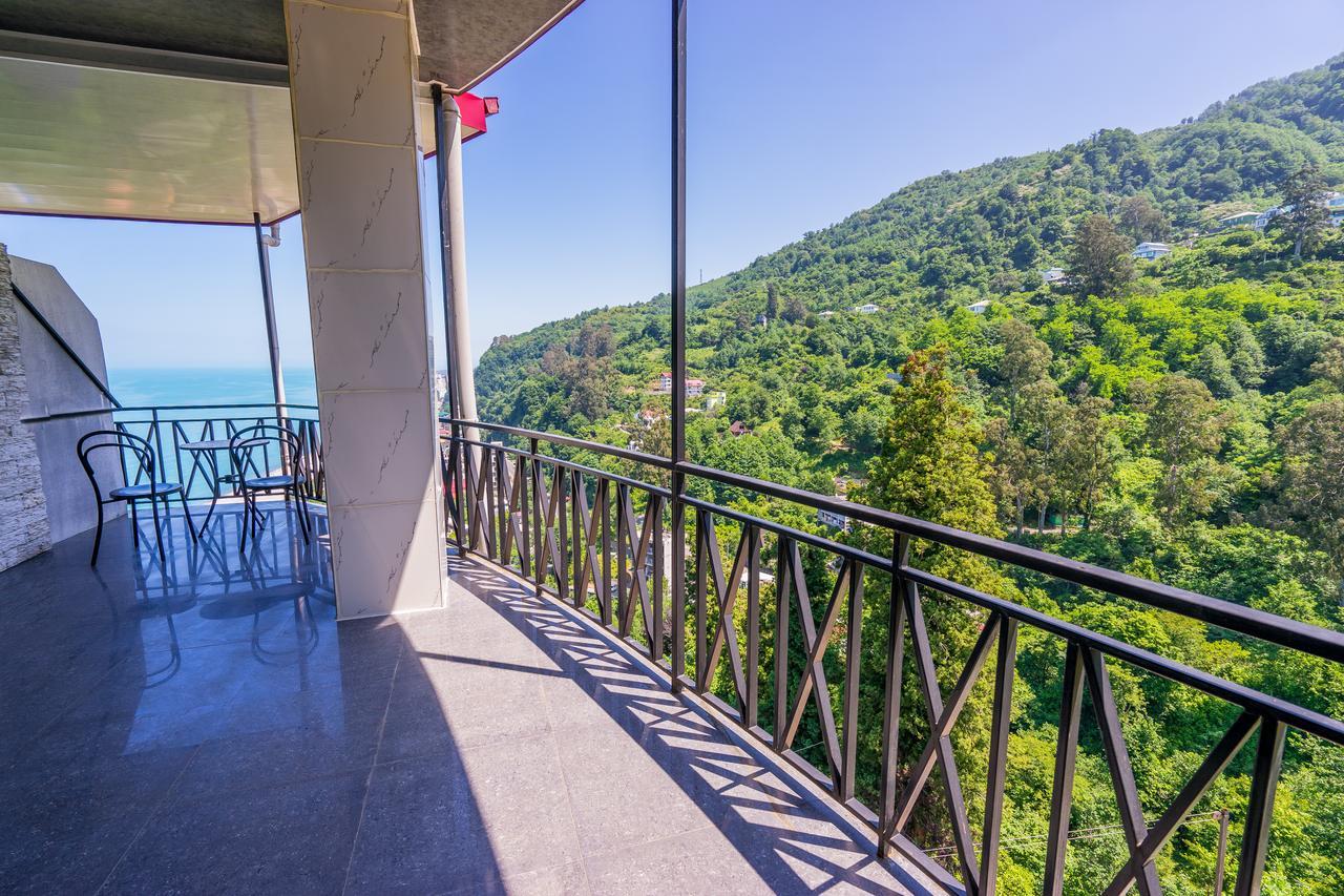 באטומי Aniva The Hotel מראה חיצוני תמונה