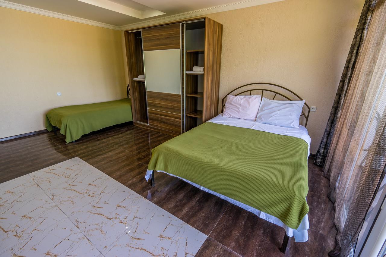 באטומי Aniva The Hotel מראה חיצוני תמונה
