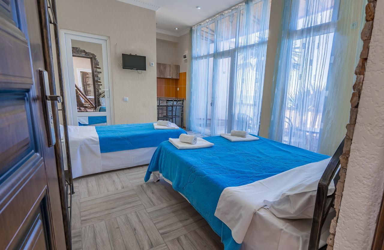 באטומי Aniva The Hotel מראה חיצוני תמונה