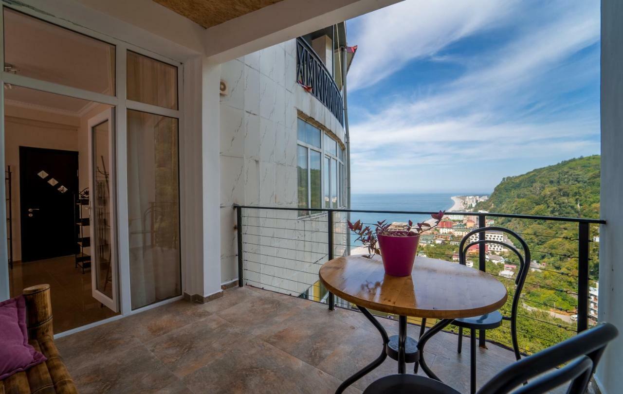 באטומי Aniva The Hotel מראה חיצוני תמונה