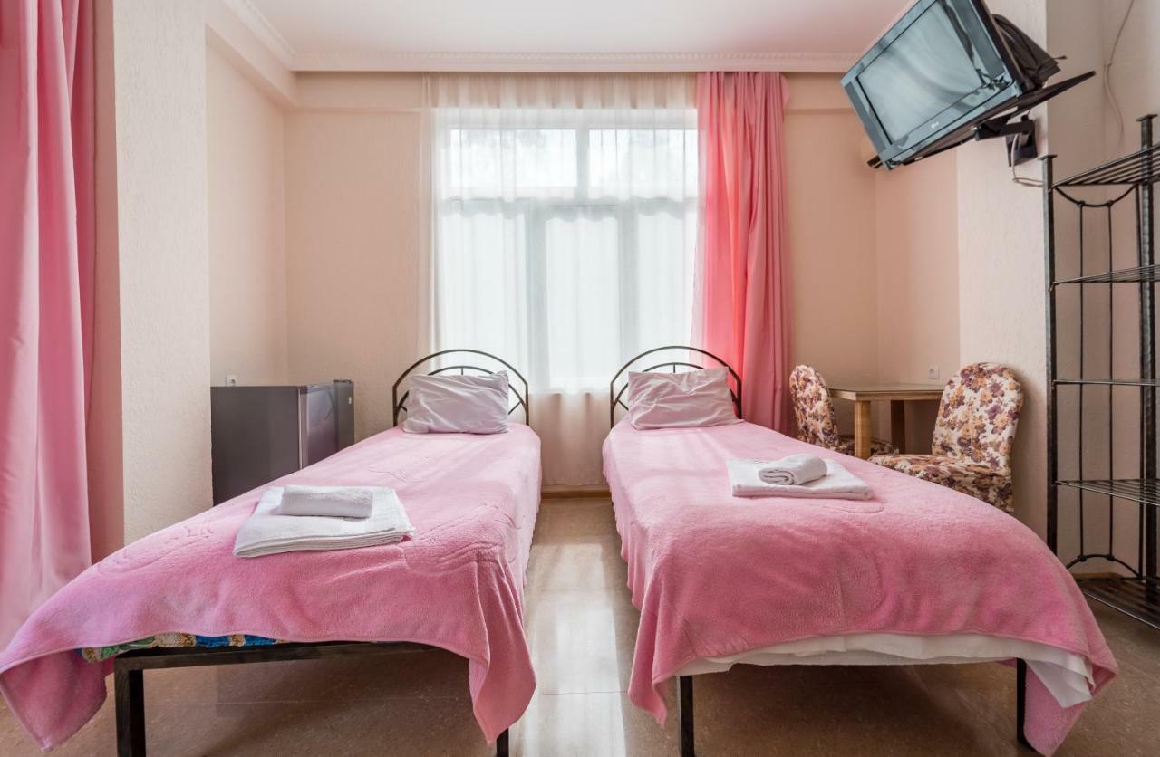 באטומי Aniva The Hotel מראה חיצוני תמונה